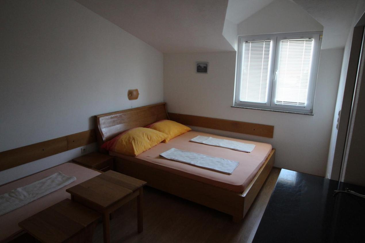 Apartments Helena Zadar Врси Екстер'єр фото